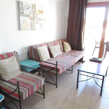 Apartment 105 Geranios